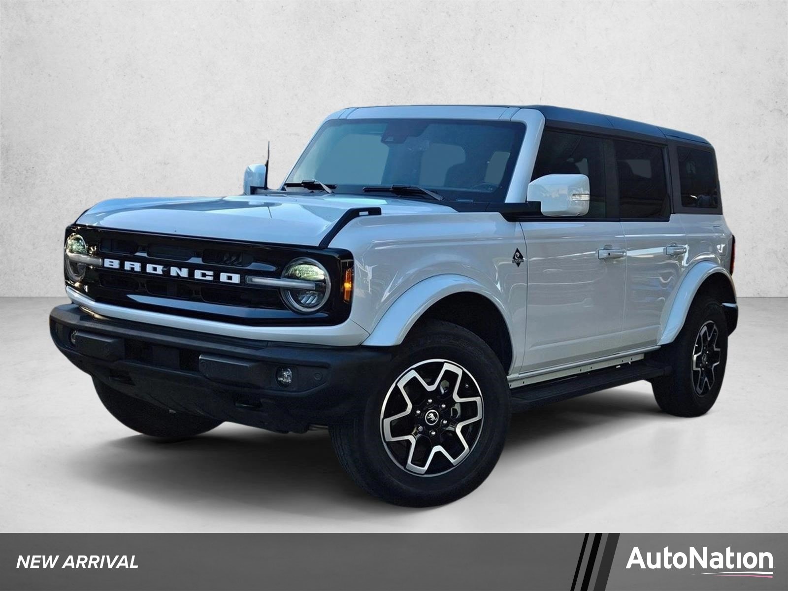 2023 Ford Bronco Outer Banks 4x4's photo