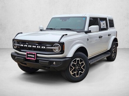 2026 Ford Bronco Outer Banks SUV