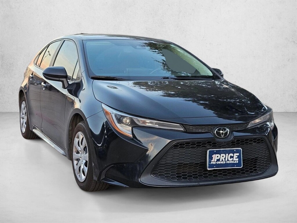 Used 2022 Toyota Corolla LE Sedan