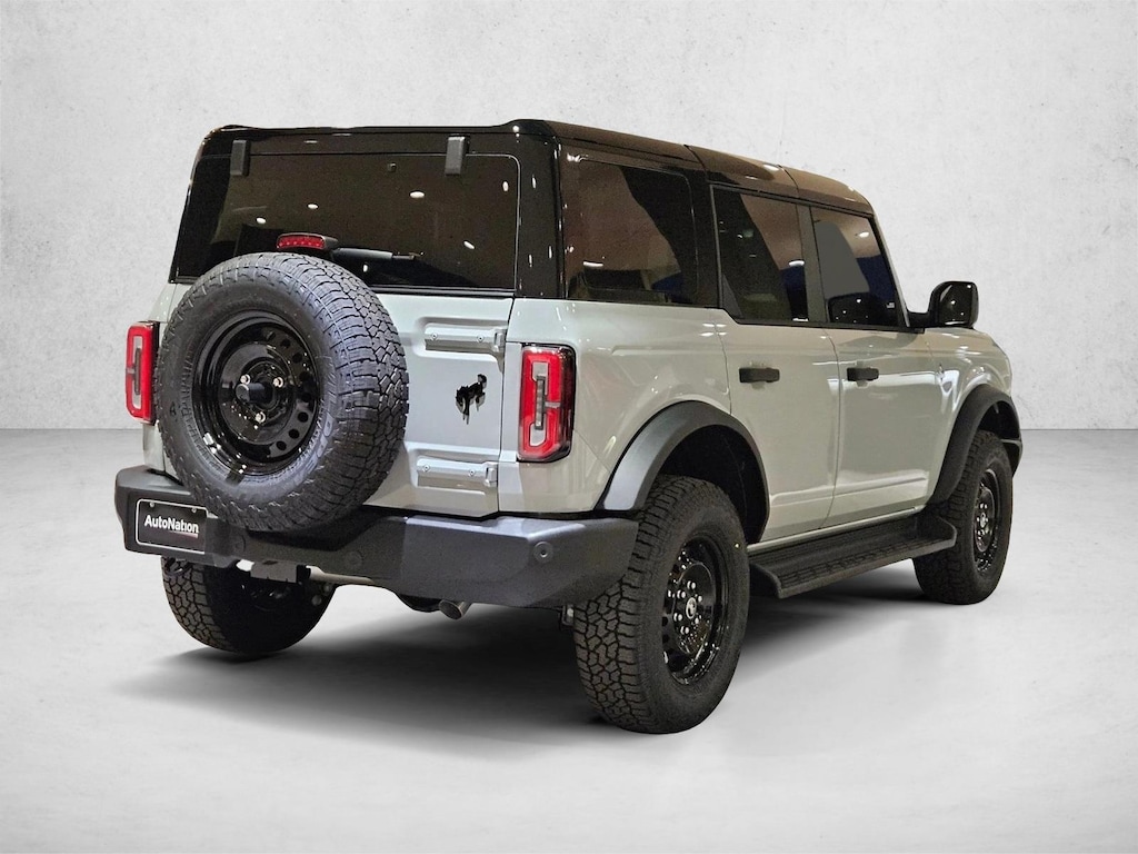New 2026 Ford Bronco Outer Banks SUV