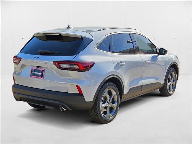 2025 Ford Escape ST-Line photo 2