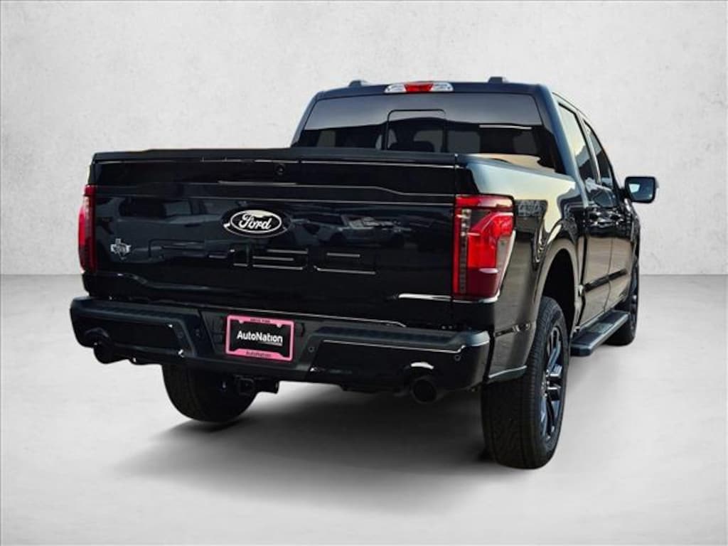 New 2025 Ford F-150 XLT Truck SuperCrew Cab