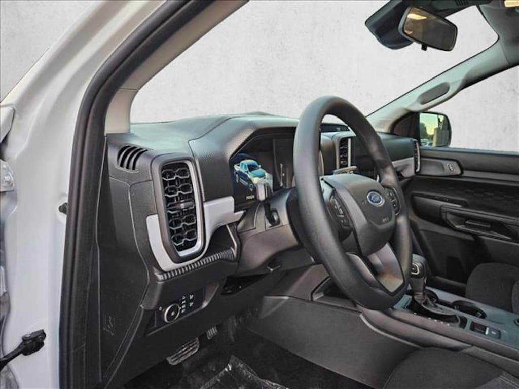 New 2025 Ford Ranger XL Truck SuperCrew