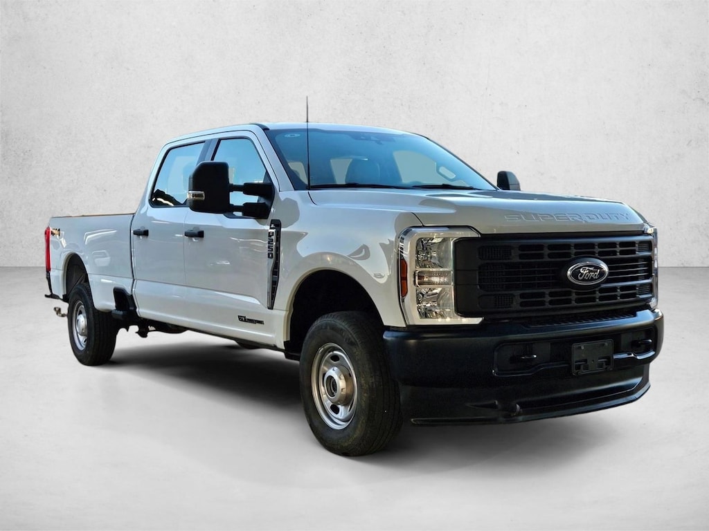 Used 2025 Ford F-250 XL Truck Crew Cab