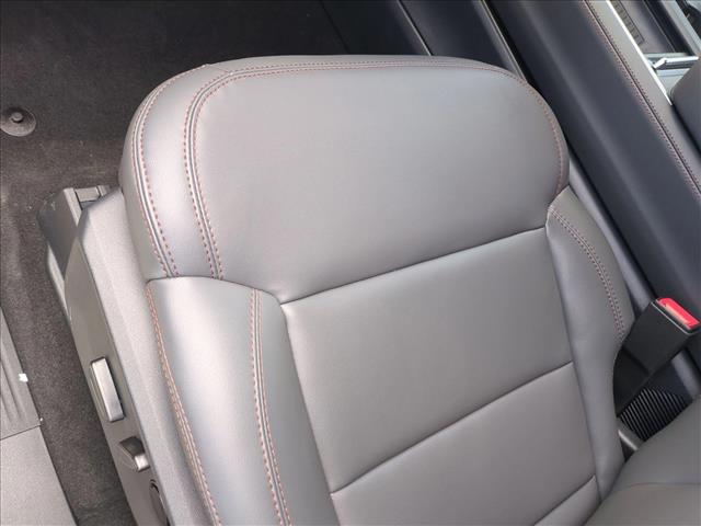 2025 Ford Expedition photo 4