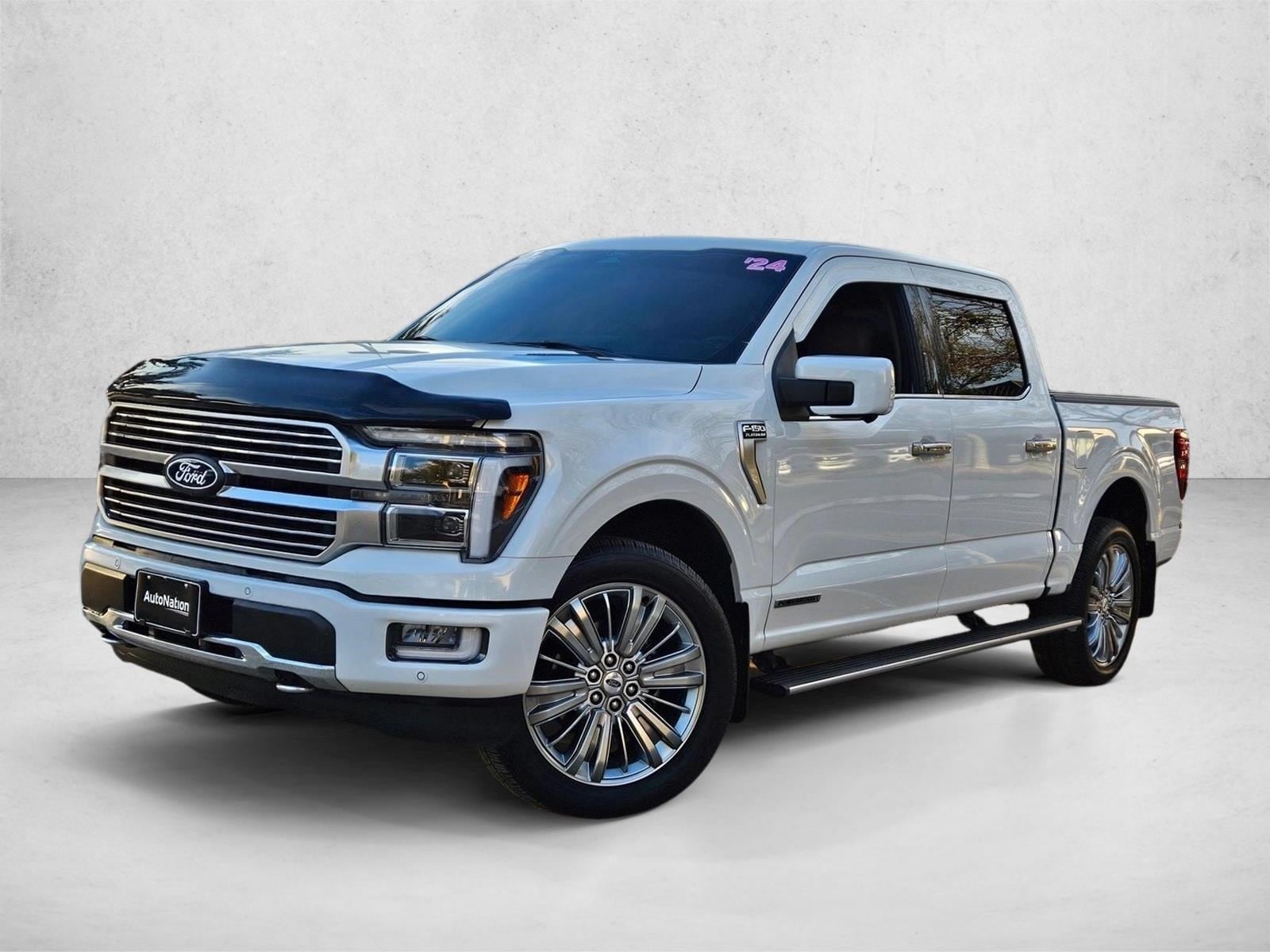2024 Ford F-150 Platinum's photo