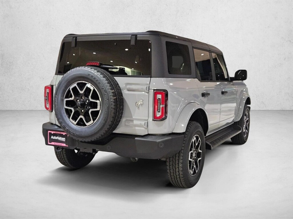 New 2026 Ford Bronco Outer Banks SUV