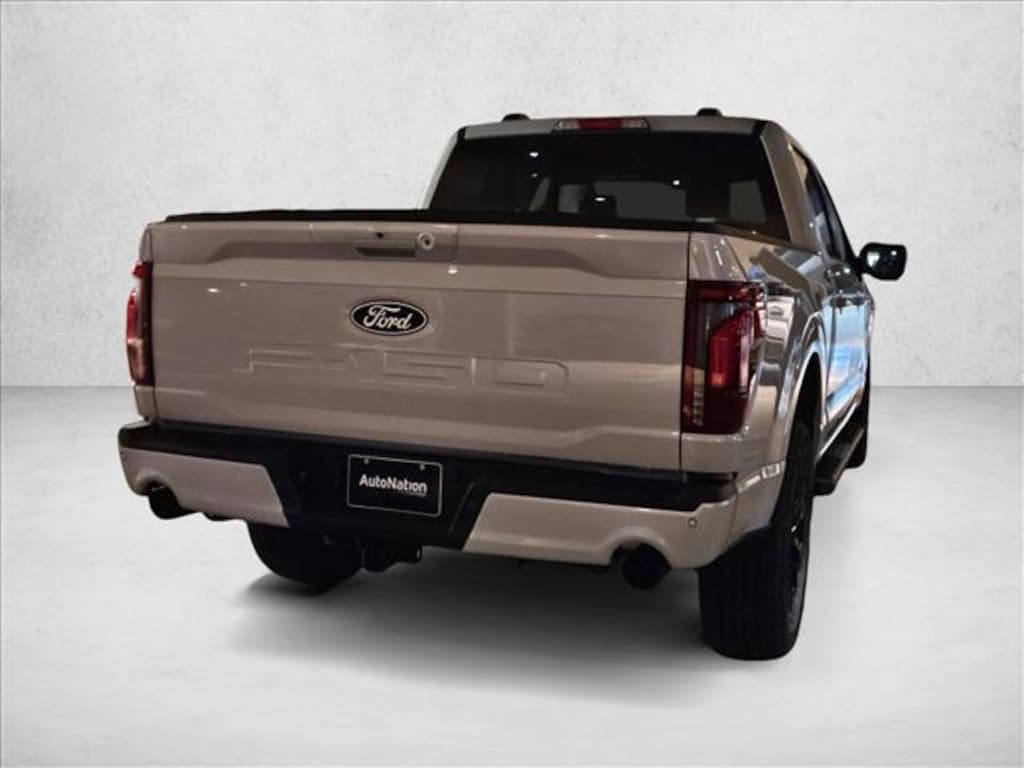 New 2025 Ford F-150 LARIAT Truck SuperCrew Cab