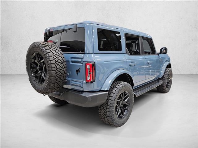 2025 Ford Bronco Outer Banks photo 2