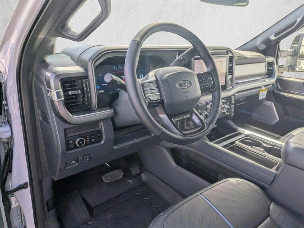 New 2026 Ford F-350 Platinum Truck Crew Cab