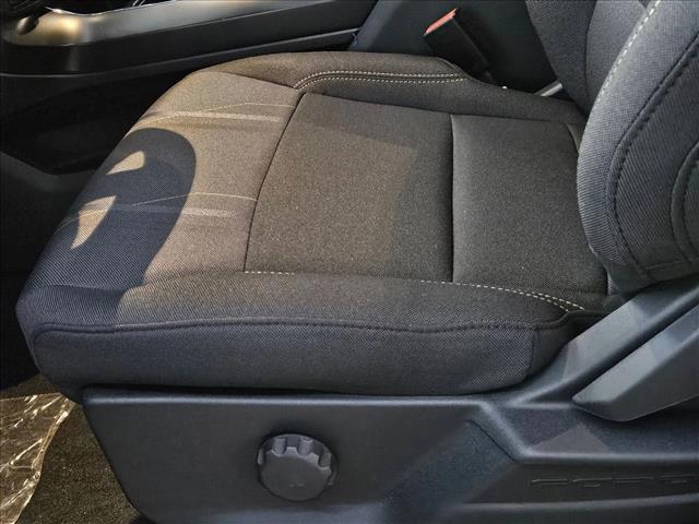 2025 Ford F-150 STX photo 4