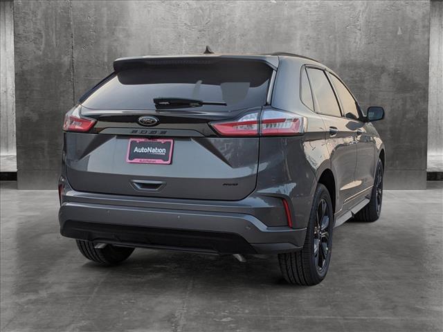 2024 Ford Edge SE photo 2