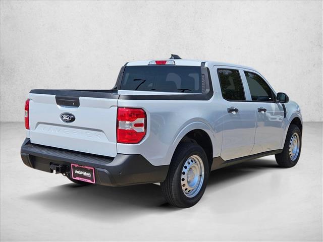 2025 Ford Maverick XL photo 2