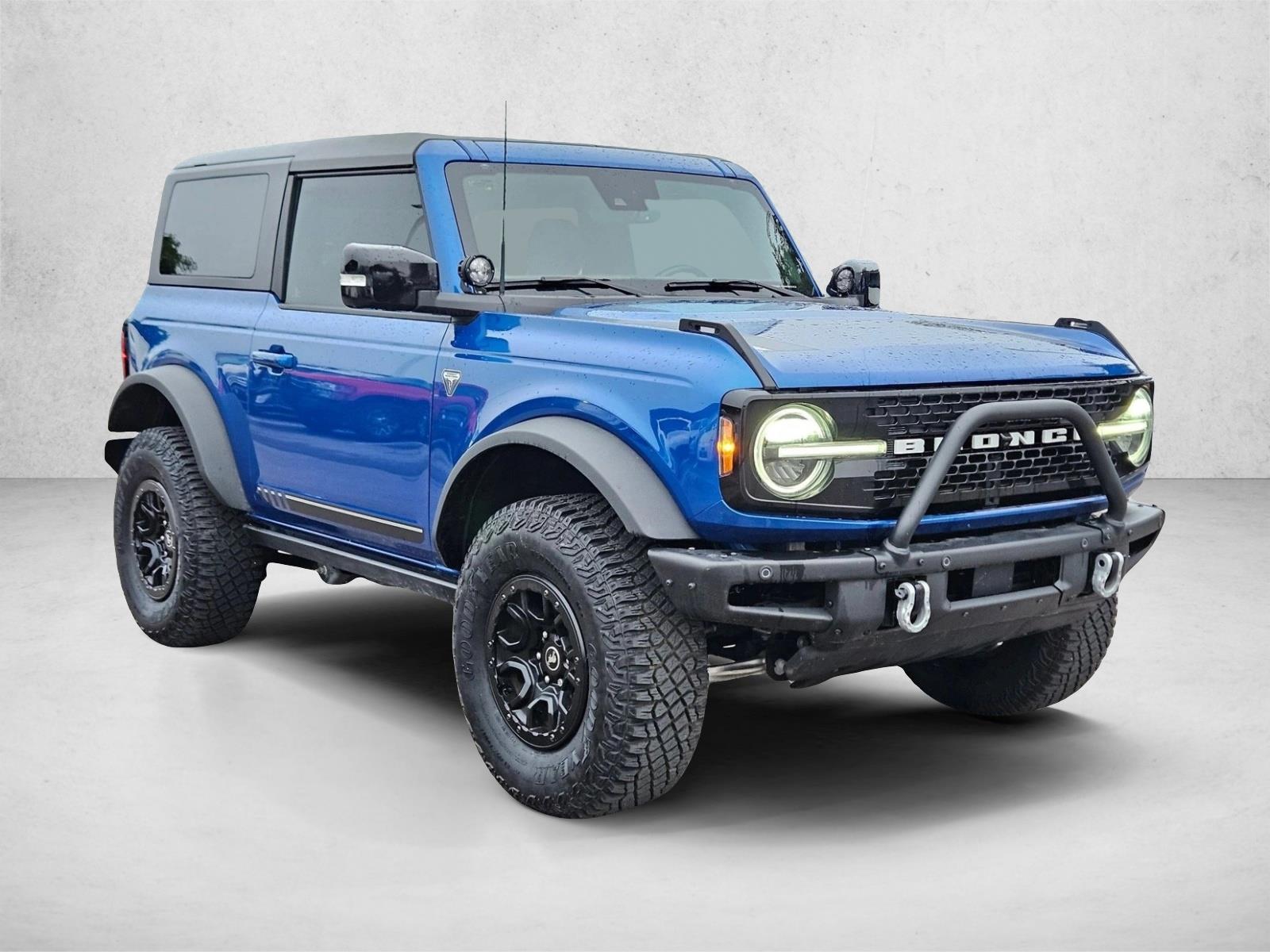 2021 Ford Bronco First Edition photo 3