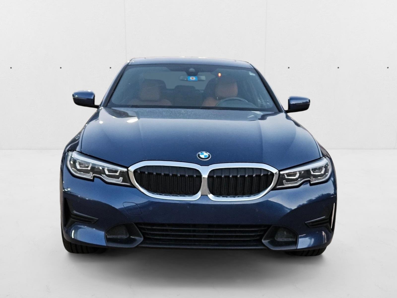 2022 Bmw 330i Sedan photo 2