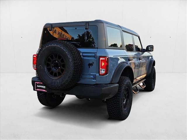 2025 Ford Bronco Base photo 2