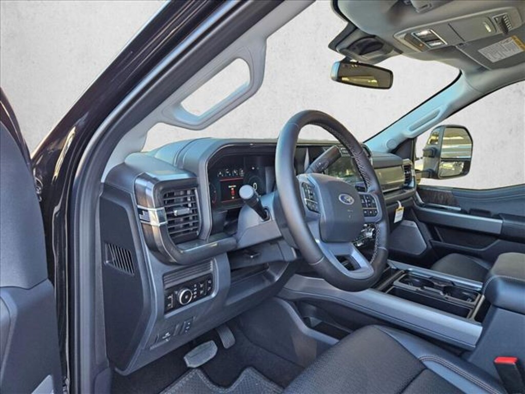 New 2026 Ford F-250 LARIAT Truck Crew Cab