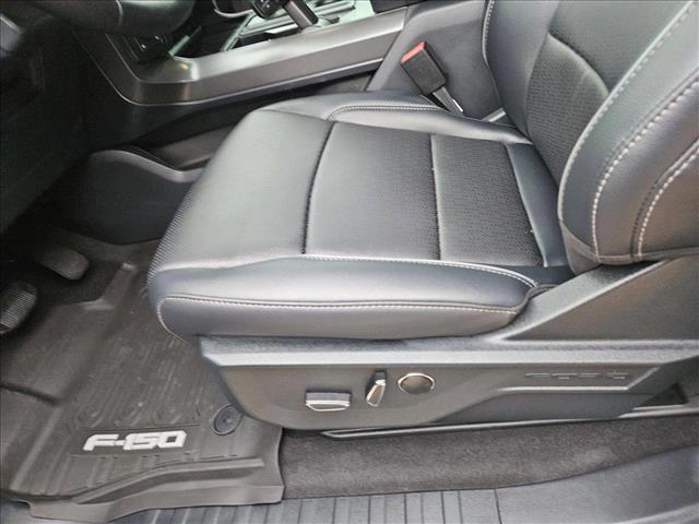 2025 Ford F-150 Lariat photo 4