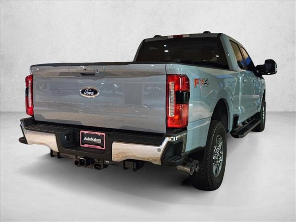 New 2026 Ford F-250 LARIAT Truck Crew Cab