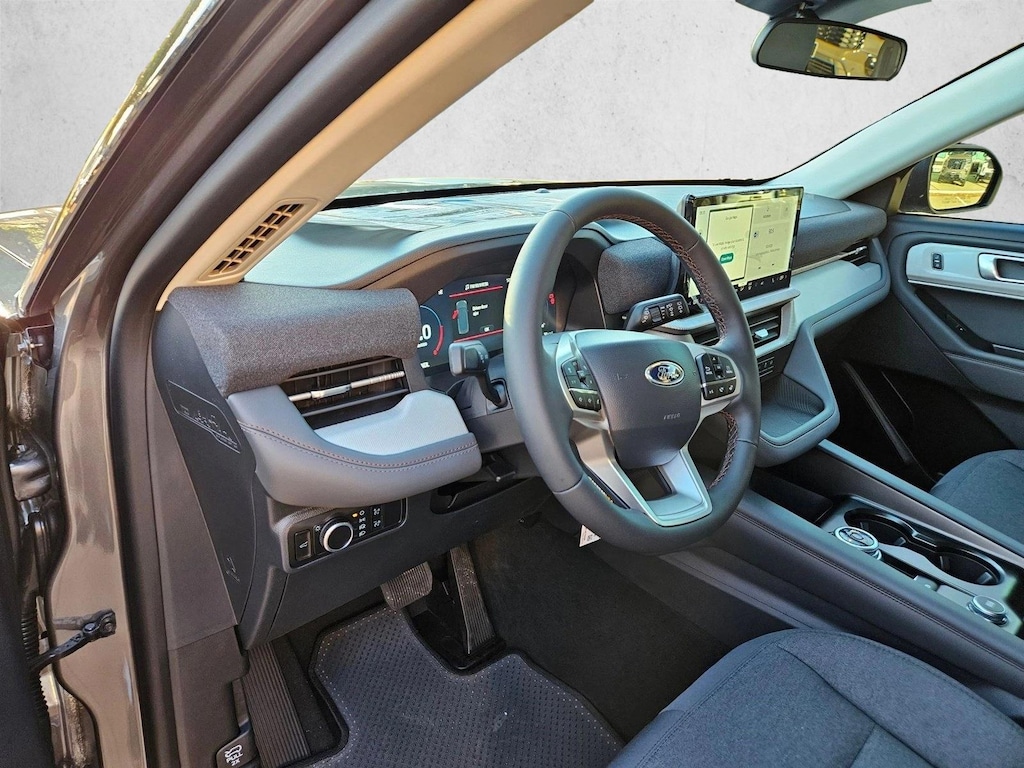 New 2026 Ford Explorer Active w/200A Pkg SUV