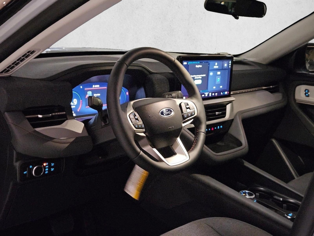 New 2026 Ford Explorer Active w/200A Pkg SUV