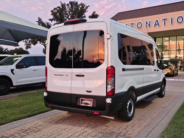 2025 Ford Transit photo 2