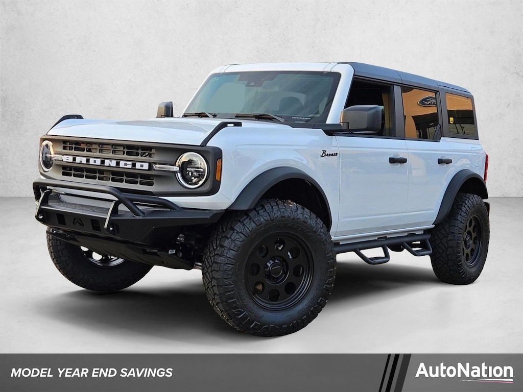 New 2025 Ford Bronco Base SUV