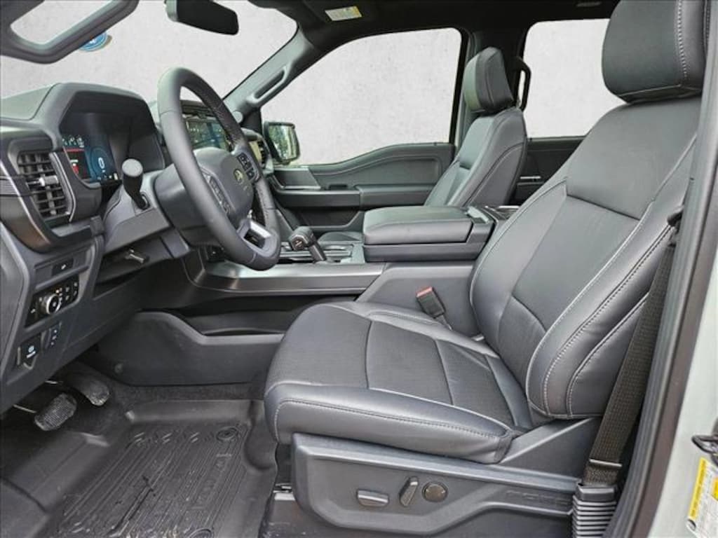 New 2026 Ford F-150 LARIAT Truck SuperCrew Cab