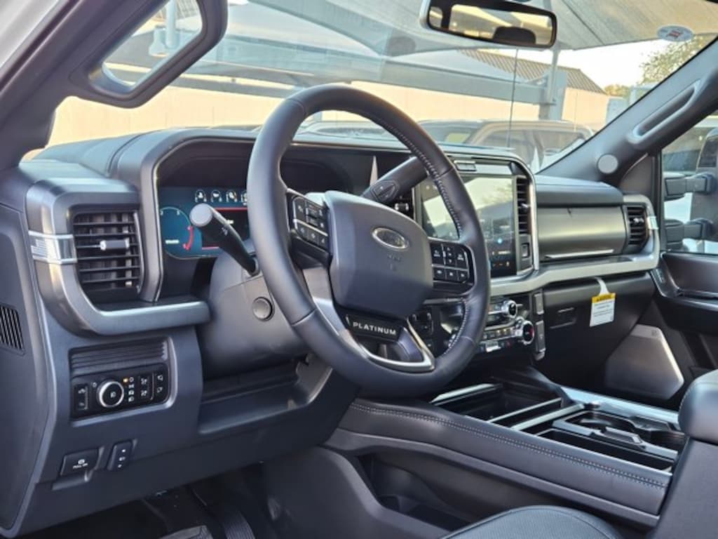 New 2026 Ford F-350 Platinum Truck Crew Cab