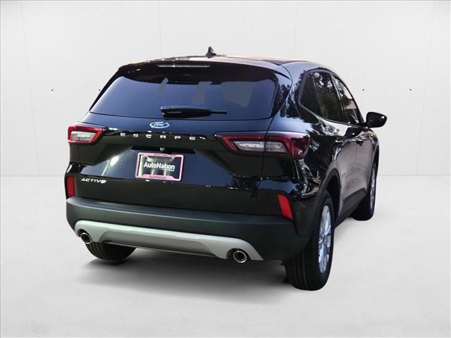 2025 Ford Escape Active photo 2