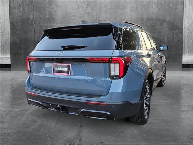 2025 Ford Explorer ST-Line photo 2