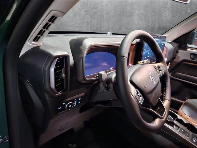 2025 Ford Bronco Sport Outer Banks photo 3