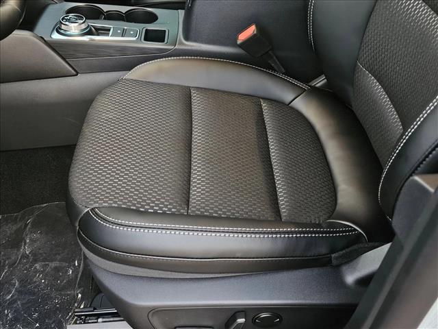 2025 Ford Escape photo 4