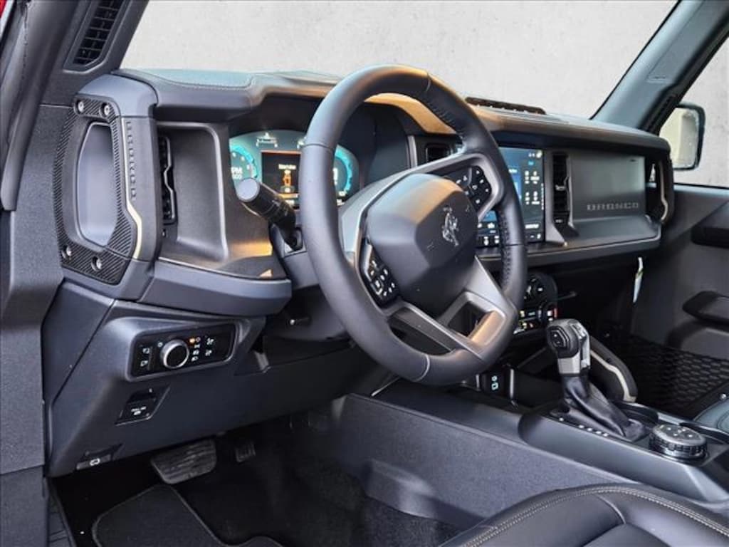 New 2025 Ford Bronco Badlands SUV