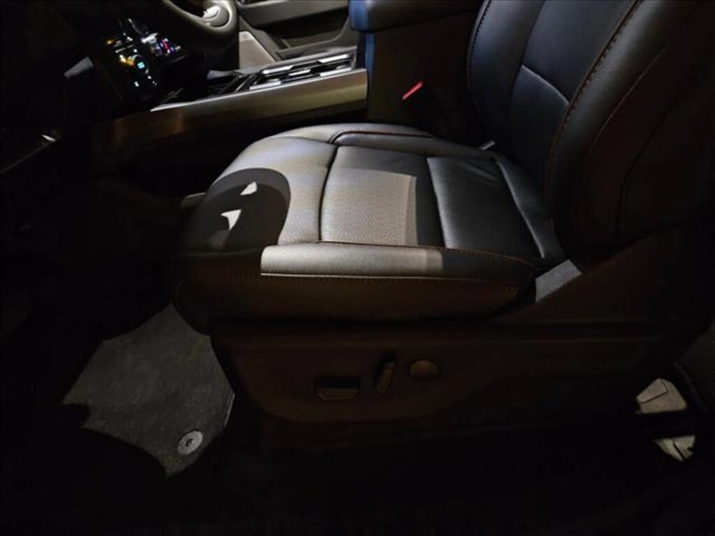 New 2026 Ford F-250 LARIAT Truck Crew Cab