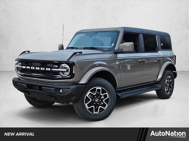 2025 Ford Bronco 4-Door Outer Banks's photo