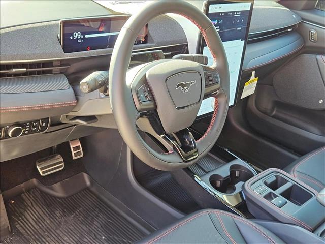 2025 Ford Mustang Mach-E Premium photo 3