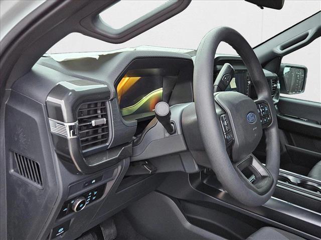 2025 Ford F-150 STX photo 3
