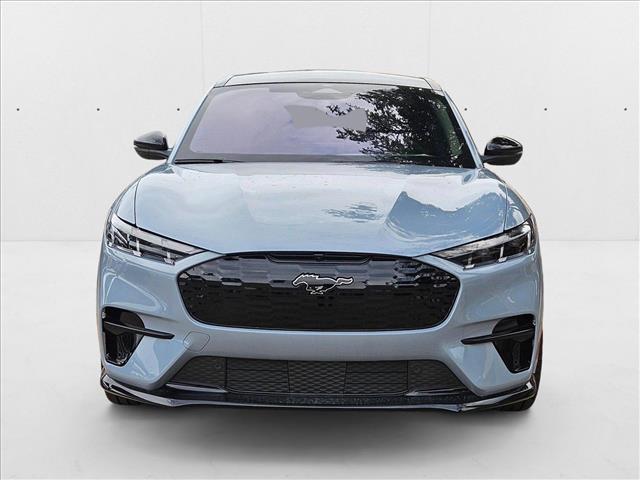 2025 Ford Mustang Mach-E GT photo 4