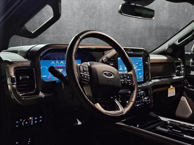 2025 Ford F-350 King Ranch photo 3