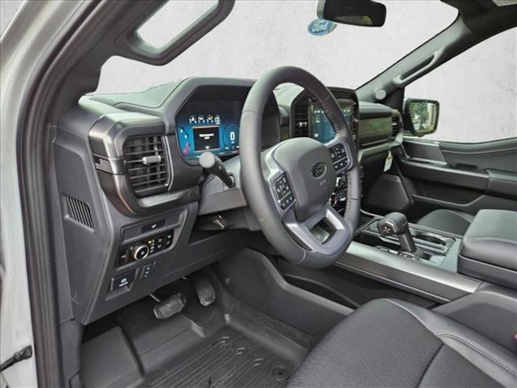 New 2026 Ford F-150 LARIAT Truck SuperCrew Cab