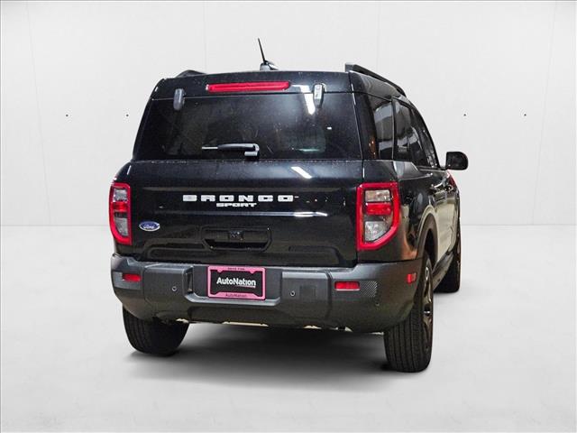 2025 Ford Bronco Sport Outer Banks photo 2