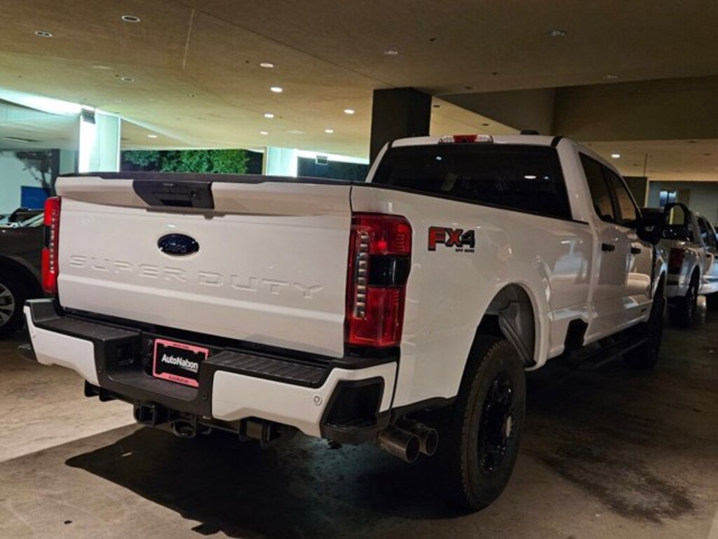 New 2026 Ford F-350 XL Truck Crew Cab
