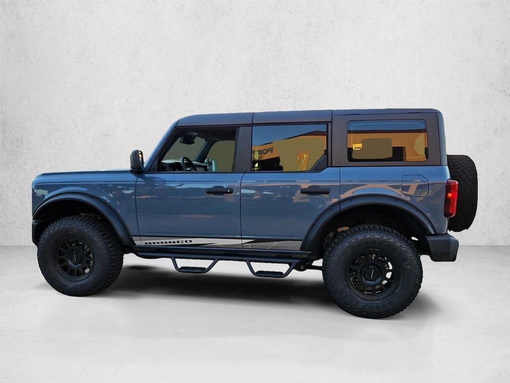 New 2025 Ford Bronco Base SUV