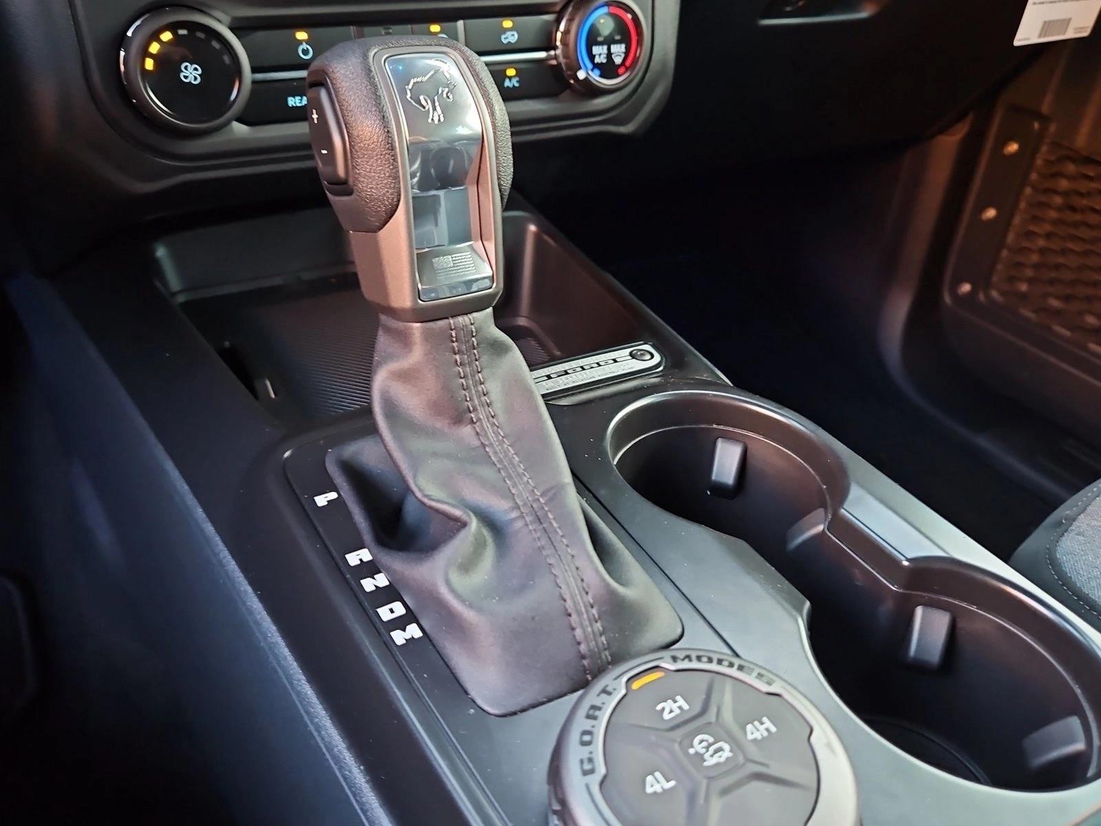 2025 Ford Bronco 4-Door Base - Photo 12