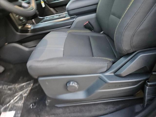 2025 Ford F-150 STX photo 4