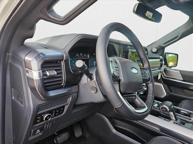 2025 Ford F-150 Platinum photo 4