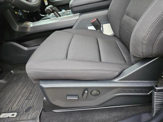2025 Ford F-150 Lariat photo 4