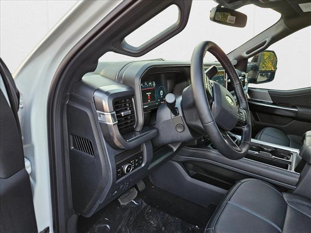 2026 Ford F-250 Platinum photo 3