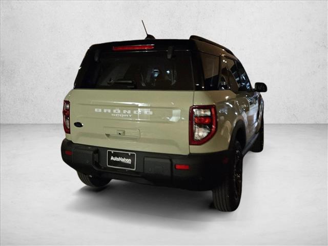 2025 Ford Bronco Sport Outer Banks photo 2